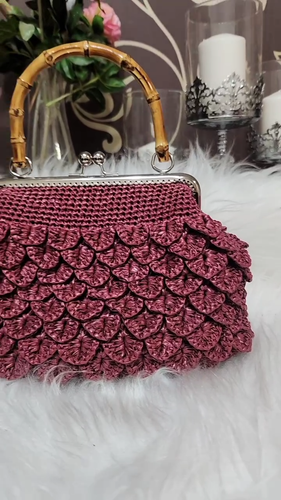 Handmade Red Crochet Clutch – Vintage Boho Purse with Bamboo Handle – Elegant Ev